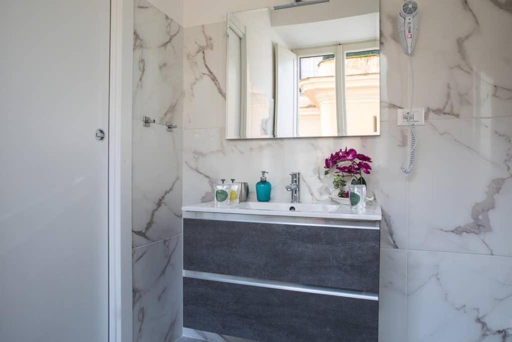 Pink Intimate Jacuzzi Suite Trastevere - Top Collection โรม ภายนอก รูปภาพ